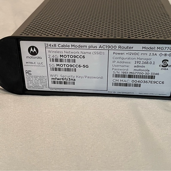 Motorola Cable Modem + Router - Picture 4 of 4